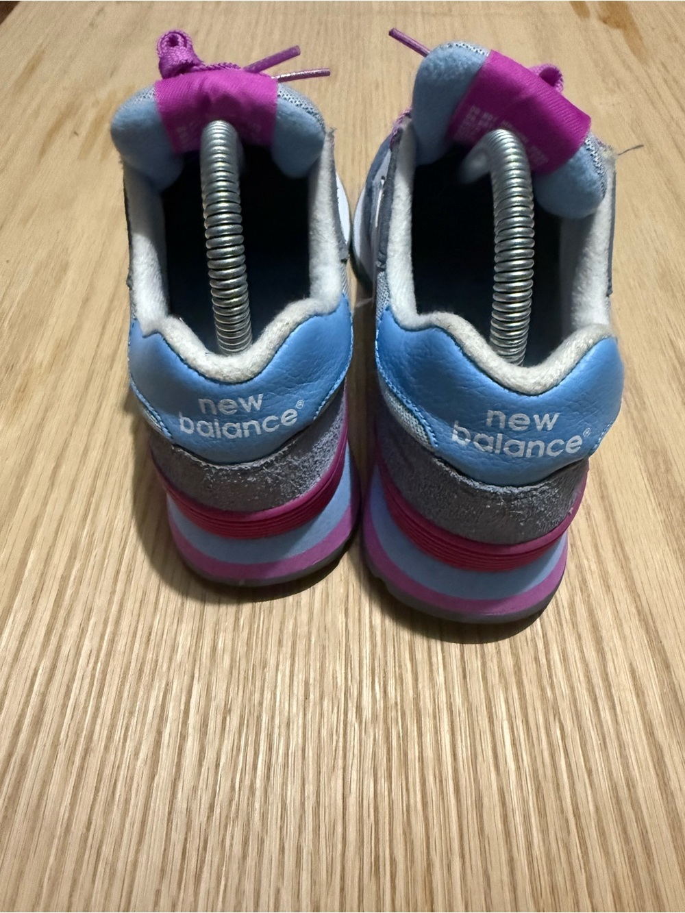 New Balance Women's Gray Sneakers with Pink and Light Blue Accents - Picture 4 of 9